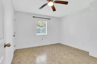 3413 County Rd 326, Alvin, TX 77511 - Photo 19