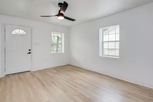 10309 Wiggins St, Houston, TX 77029 - Photo 5