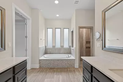 79 N Curly Willow Circle, Tomball, TX 77375 - Photo 23