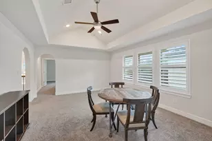 79 N Curly Willow Cir, Tomball, TX 77375 - Photo 35
