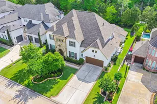 79 N Curly Willow Cir, Tomball, TX 77375 - Photo 3