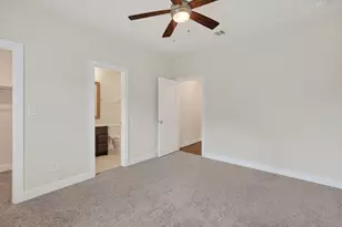 79 N Curly Willow Cir, Tomball, TX 77375 - Photo 43