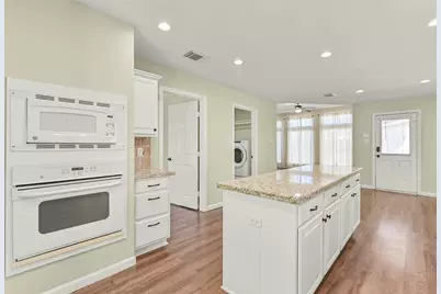 313 Winding Oak Lane S, League City, TX 77573 - Photo 19