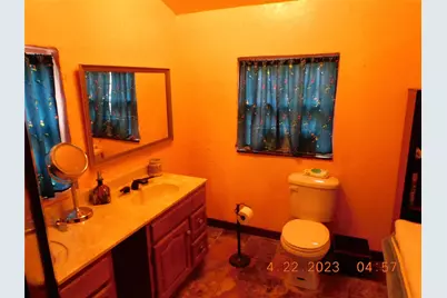 1012 Highway 21 E, Bastrop, TX 78602 - Photo 21