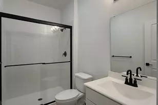 4819 Legends Bay Dr, Baytown, TX 77523 - Photo 5