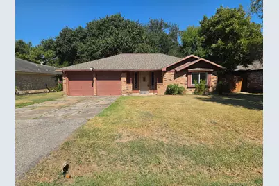 2010 Redwood Street, Kemah, TX 77565 - Photo 3