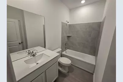 2910 Mariner Island Drive, Texas City, TX 77568 - Photo 11