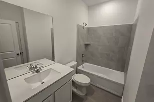 2910 Mariner Island Dr, Texas City, TX 77568 - Photo 11