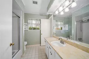 12502 Queensbury Ln, Houston, TX 77024 - Photo 21