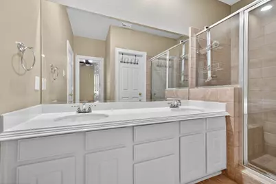 11938 Rosebrier Park Lane, Houston, TX 77082 - Photo 37