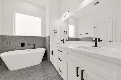 4916 Lavender Street, Houston, TX 77026 - Photo 9