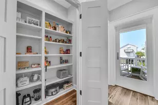 22405 Isle View Dr, Galveston, TX 77554 - Photo 19