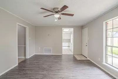 7219 Willowtex Drive, Houston, TX 77396 - Photo 5