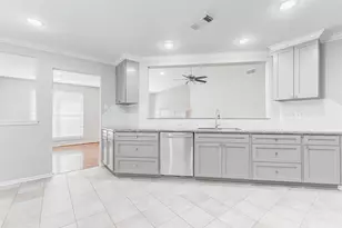2410 Clear Ridge Dr, Houston, TX 77339 - Photo 7