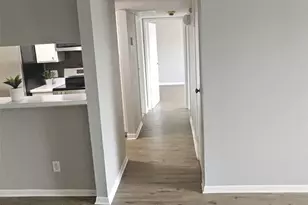 3025 Walnut Bend, Houston, TX 77042 - Photo 5