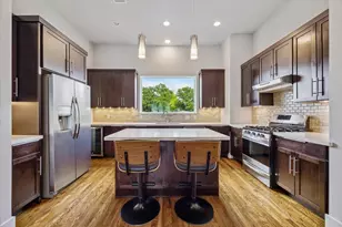 864 Wakefield Dr, Houston, TX 77018 - Photo 1