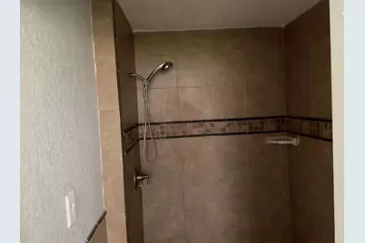 405 Oyster Creek Court, Richwood, TX 77531 - Photo 21