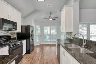 990 Northampton Dr, Conroe, TX 77303 - Photo 15