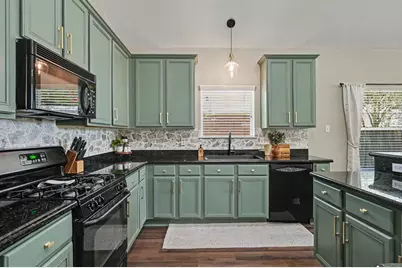 7110 Nickaburr Creek Drive, Magnolia, TX 77354 - Photo 11