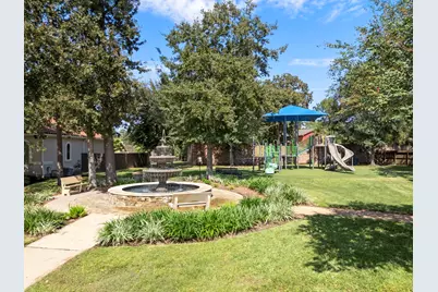 9807 Martha Springs Drive, Houston, TX 77070 - Photo 39
