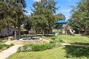 9807 Martha Springs Dr, Houston, TX 77070 - Photo 39
