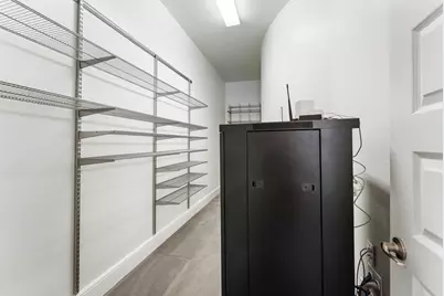 9807 Martha Springs Drive, Houston, TX 77070 - Photo 25