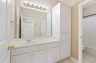 9959 Kemp Forest Dr, Houston, TX 77080 - Photo 9