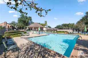 9959 Kemp Forest Dr, Houston, TX 77080 - Photo 37