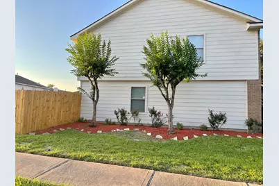 16326 Soaring Eagle Drive, Sugar Land, TX 77498 - Photo 3