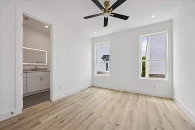 1034 W 17th St Street #C, Houston, TX 77008 - Photo 17