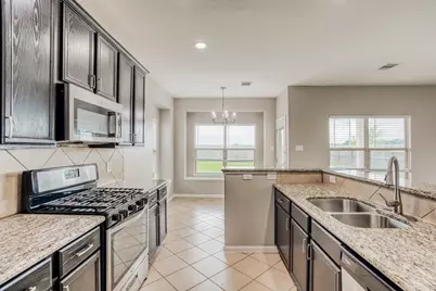 5102 Lagoon Court, Bacliff, TX 77518 - Photo 9