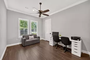 509 Texas St, Tomball, TX 77375 - Photo 29