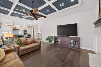 509 Texas St, Tomball, TX 77375 - Photo 11
