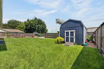 509 Texas St, Tomball, TX 77375 - Photo 39