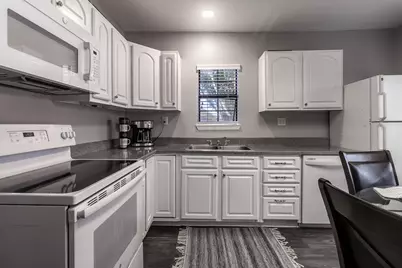 120 W 8th Street, Kemah, TX 77565 - Photo 11