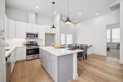 5221 Hillman Street #B, Houston, TX 77023 - Photo 11