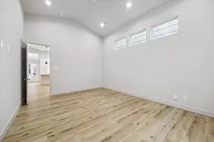 5221 Hillman St, Houston, TX 77023 - Photo 27