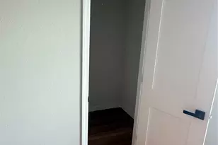 1351 Mardi Ln, Houston, TX 77055 - Photo 11