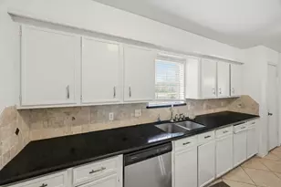 11707 Moltere Dr, Houston, TX 77065 - Photo 9