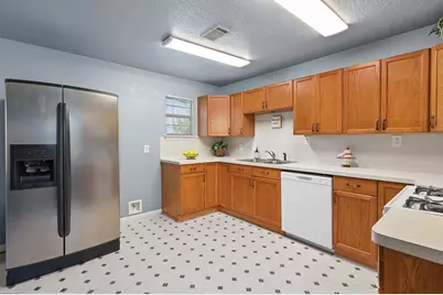 7417 Stephanie Drive, Deer Park, TX 77536 - Photo 5