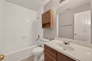 9202 Desirable Dr, La Porte, TX 77571 - Photo 17