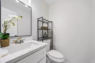 8939 Gaylord St, Houston, TX 77024 - Photo 13