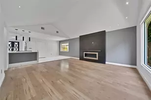 2206 Saxon Dr, Houston, TX 77018 - Photo 3