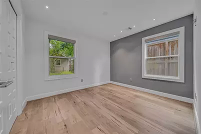 2206 Saxon Drive, Houston, TX 77018 - Photo 35