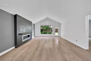 2206 Saxon Dr, Houston, TX 77018 - Photo 5