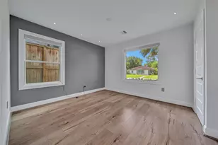 2206 Saxon Dr, Houston, TX 77018 - Photo 31