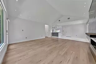 2206 Saxon Dr, Houston, TX 77018 - Photo 21