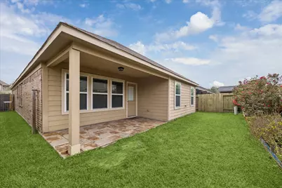 8211 Pastel Dawn Trace, Houston, TX 77049 - Photo 19
