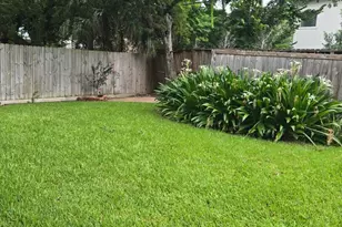 5010 Mayfair St, Bellaire, TX 77401 - Photo 3