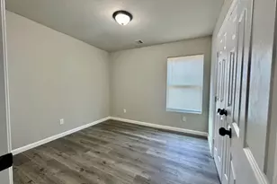 4302 Hirsch Rd, Houston, TX 77026 - Photo 9